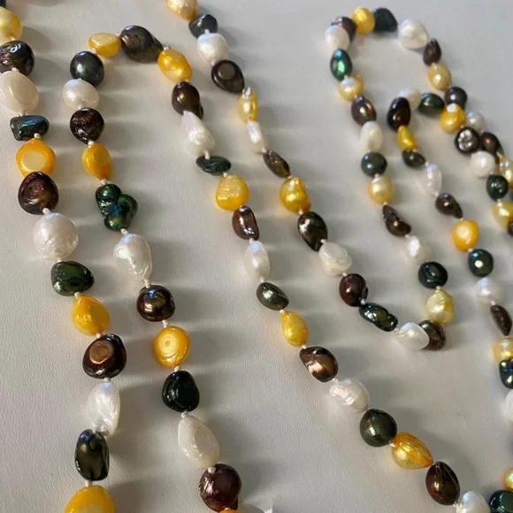 Handmade fresh water pearl necklace